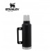 Stanley Classic Legendary Vacuum Insulated Bottle 2.0qt 1.89L Matt Black 10-07934-002